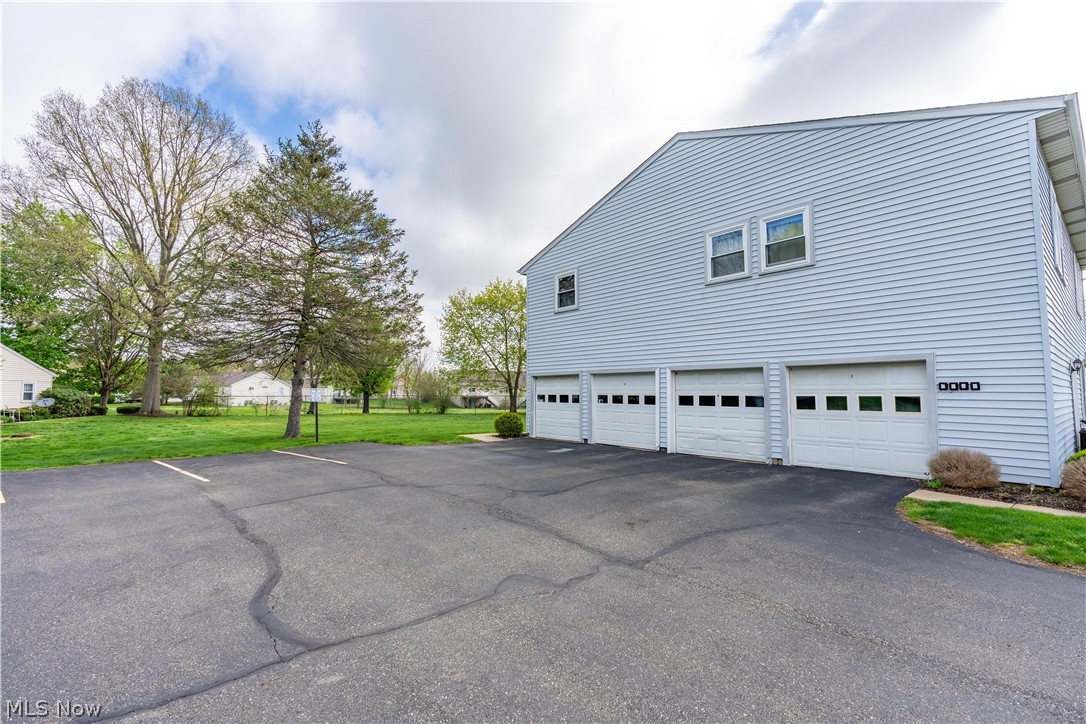 2491 Royal County Down Drive Uniontown OH 44685