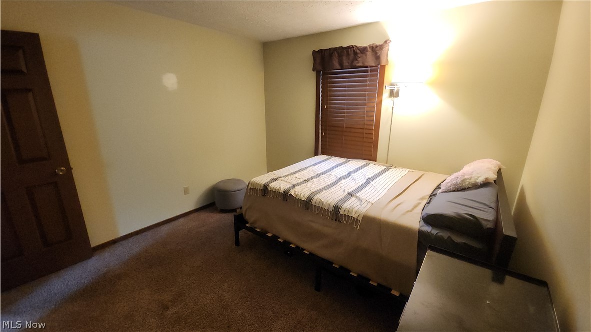 46103 New England Square New Waterford OH 44445