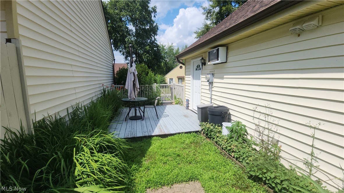 46103 New England Square New Waterford OH 44445