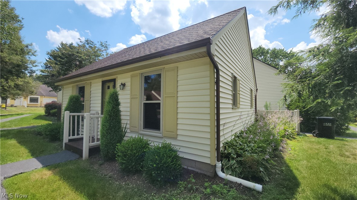 46103 New England Square New Waterford OH 44445