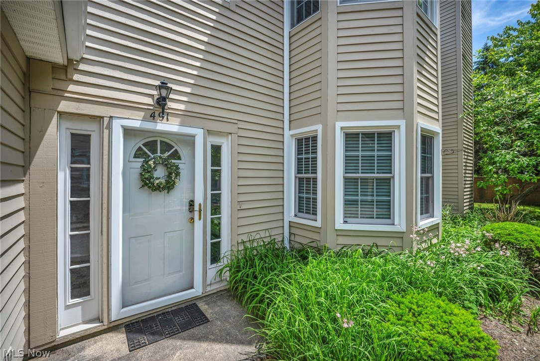 491 Eagle Trace Mayfield Heights OH 44124