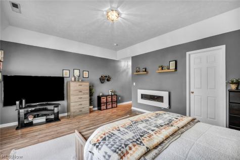 491 Eagle Trace Mayfield Heights OH 44124