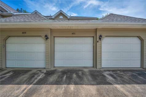 491 Eagle Trace Mayfield Heights OH 44124