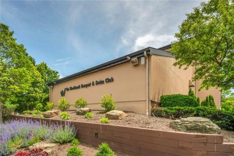 491 Eagle Trace Mayfield Heights OH 44124