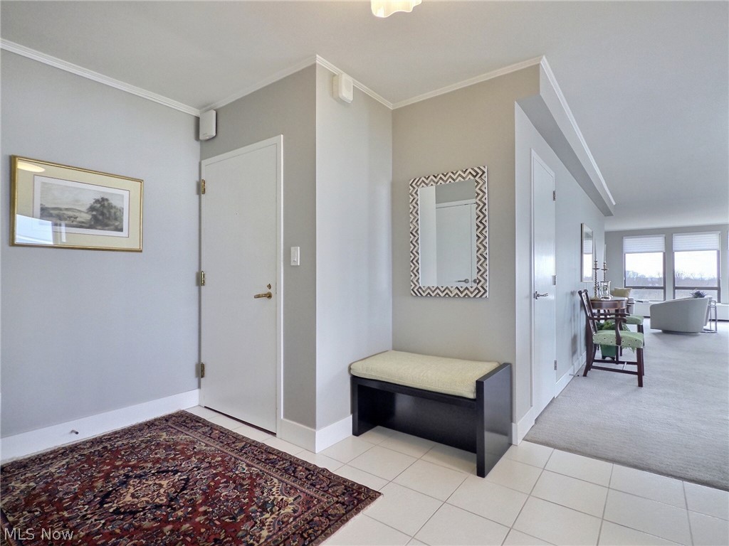 1 Bratenahl Place Bratenahl OH 44108