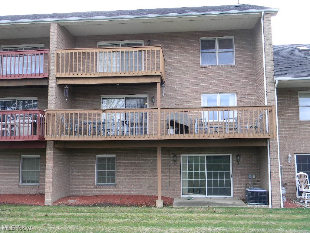 7291 Oakwood Drive Brookfield OH 44403