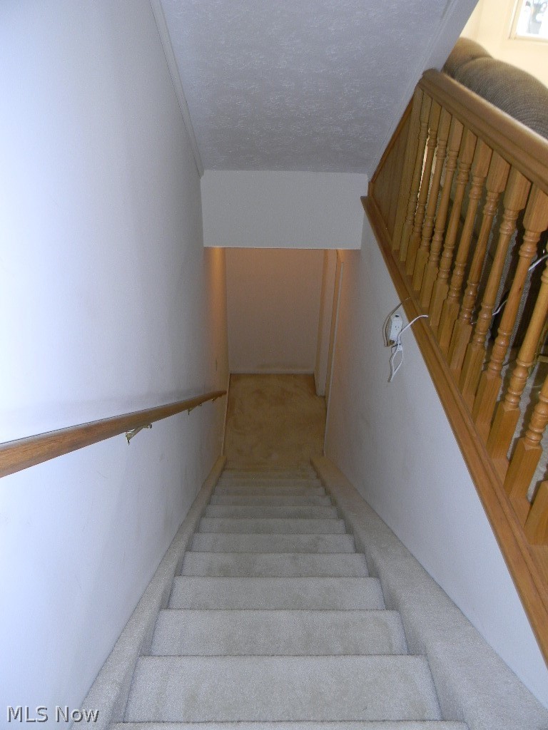 7291 Oakwood Drive Brookfield OH 44403