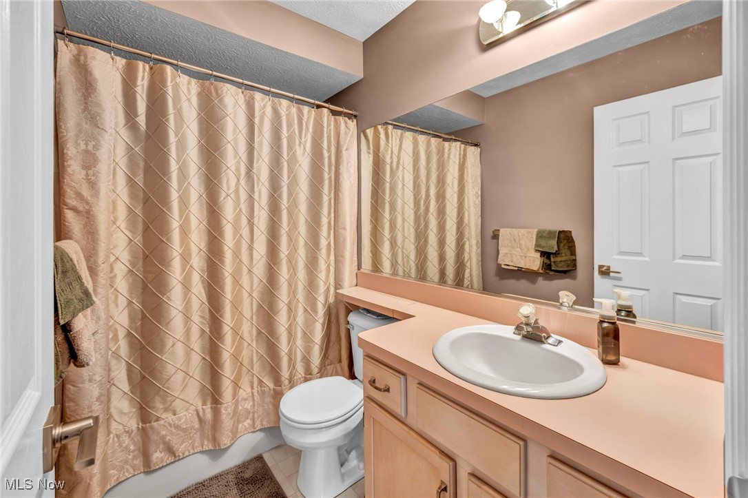 9797 Sugarbush Circle Olmsted Falls OH 44138