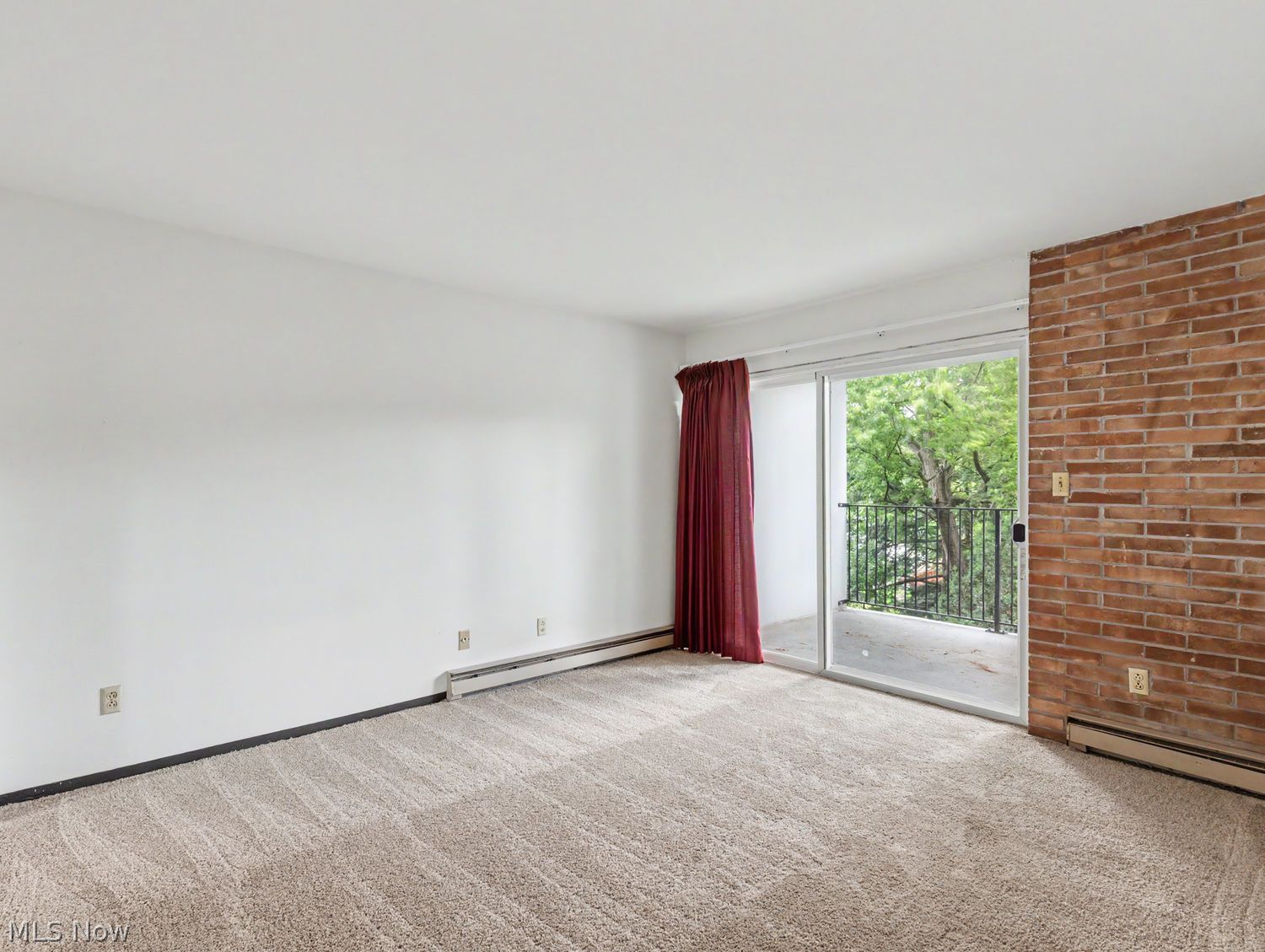 2331 E Market Street Akron OH 44312