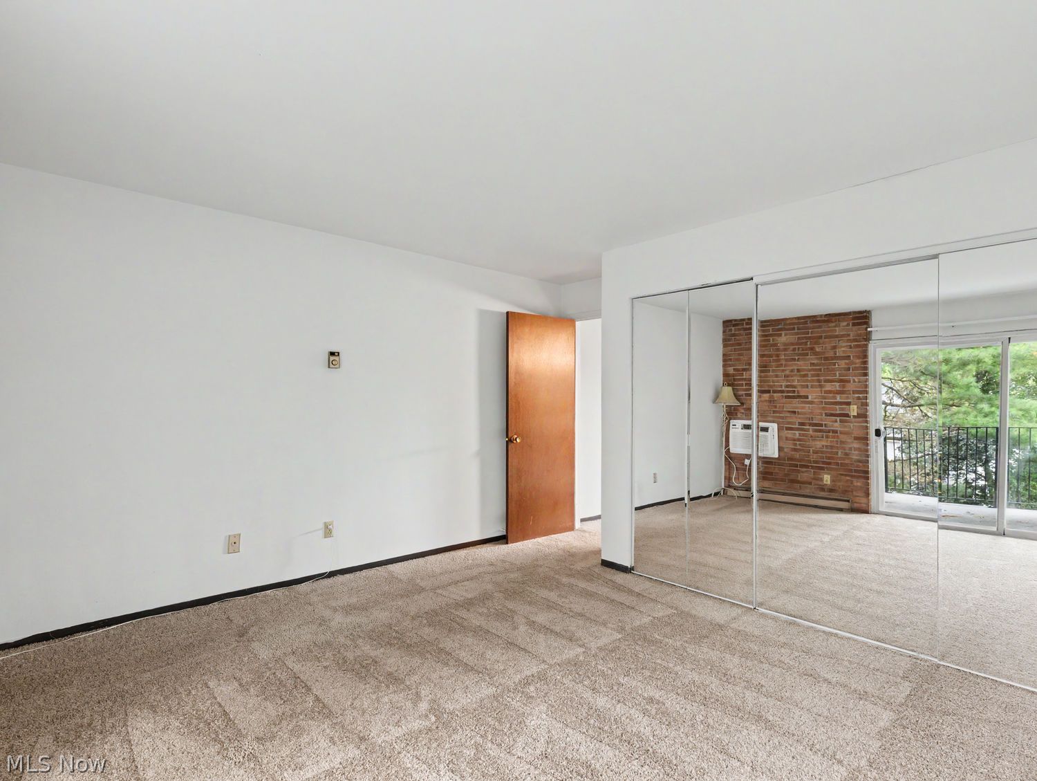 2331 E Market Street Akron OH 44312