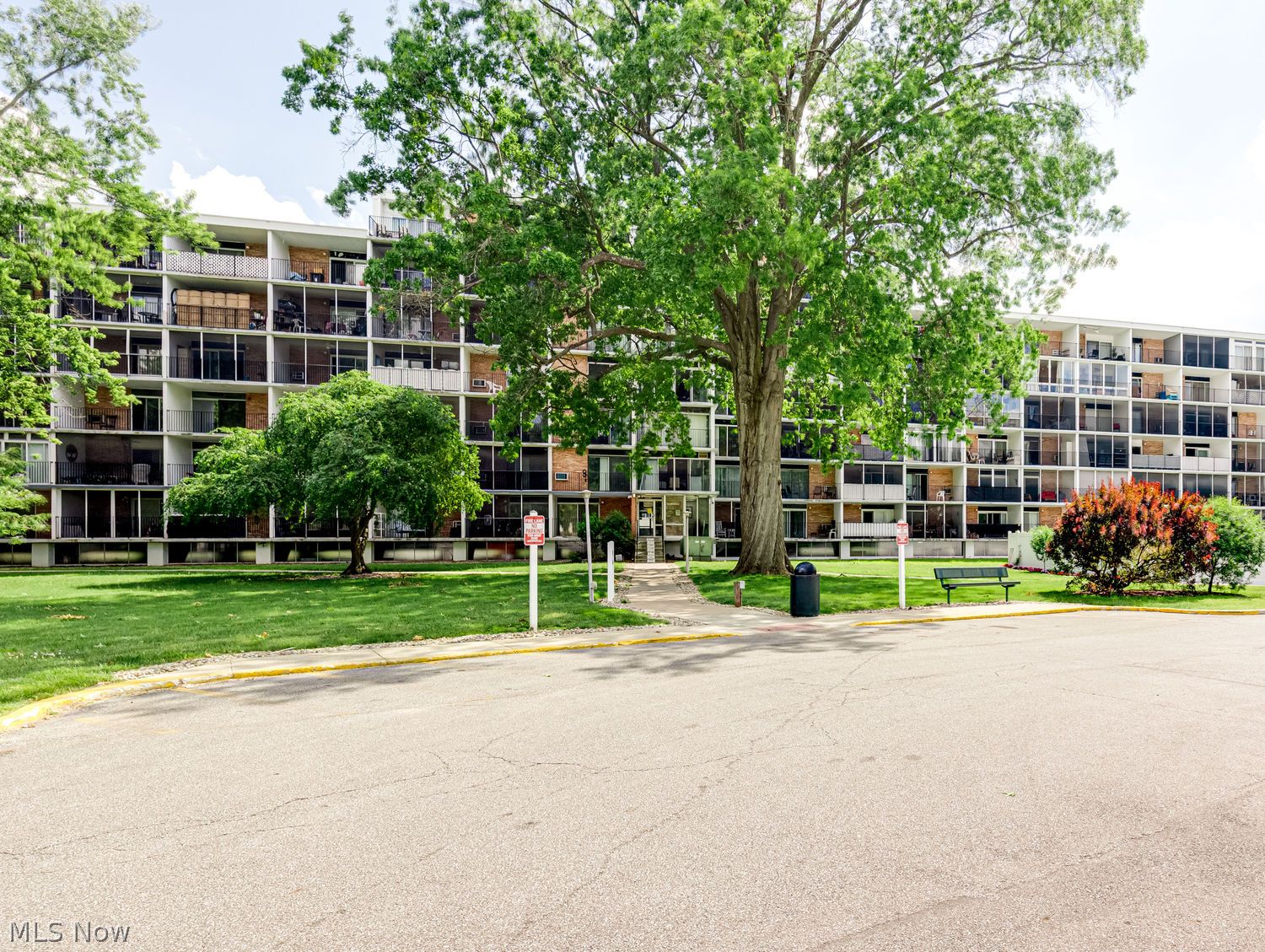 2331 E Market Street Akron OH 44312