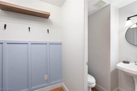 17506 Independence Court Brook Park OH 44142