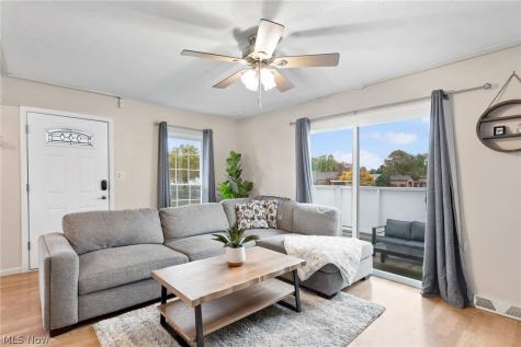 17506 Independence Court Brook Park OH 44142