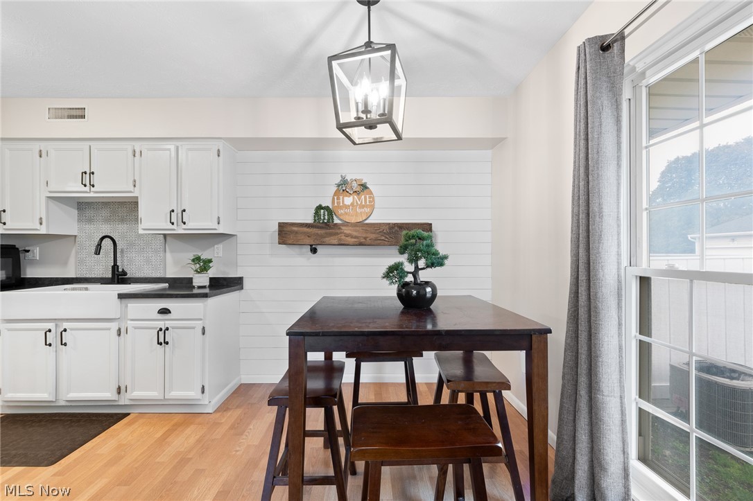 17506 Independence Court Brook Park OH 44142