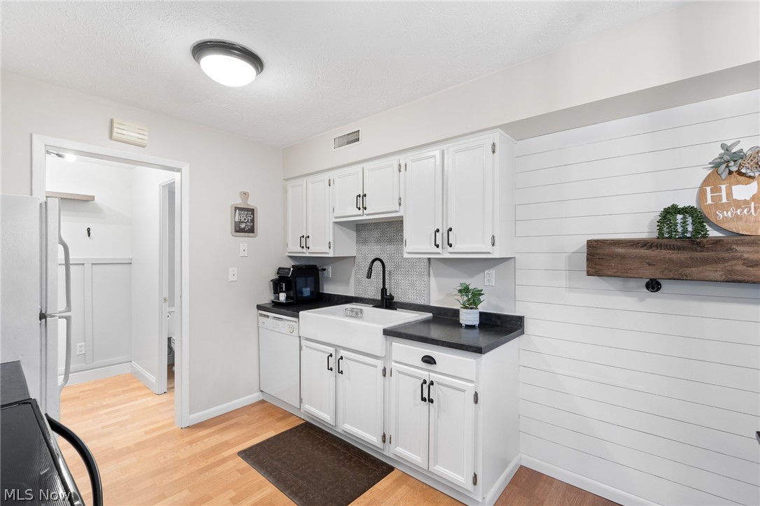 17506 Independence Court Brook Park OH 44142