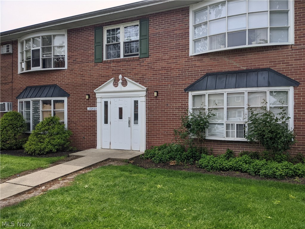 31504 N Marginal Drive Willowick OH 44095