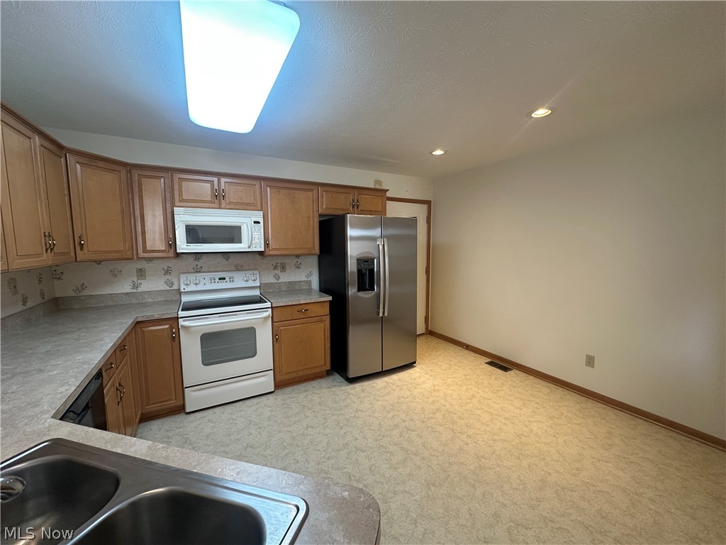 3337 Bayberry Cove Wooster OH 44691