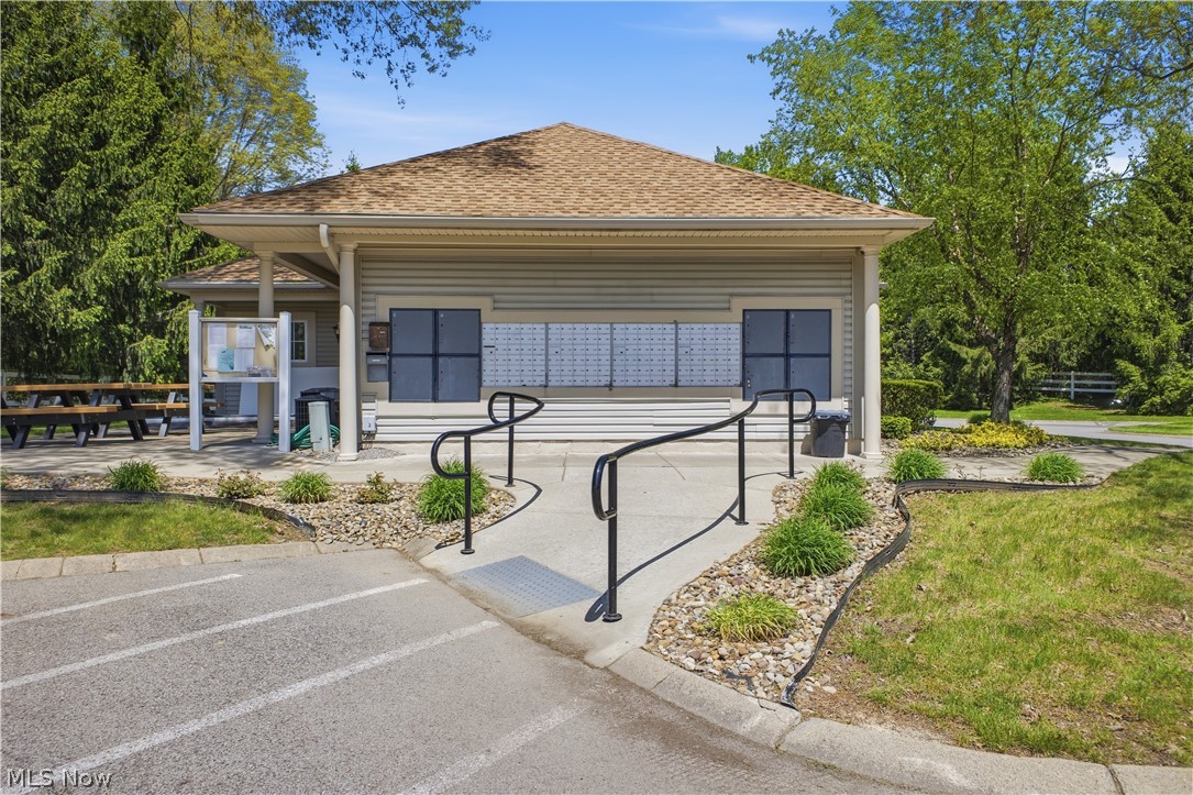 27 D Hunters Woods Drive Canfield OH 44406