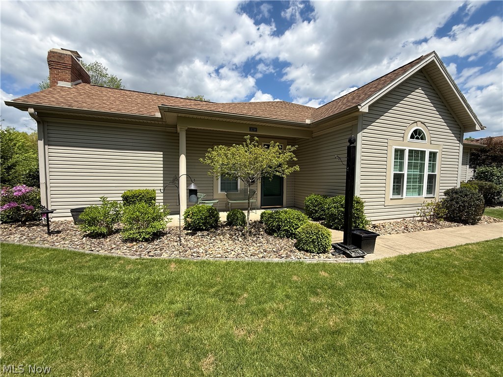 27 D Hunters Woods Drive Canfield OH 44406