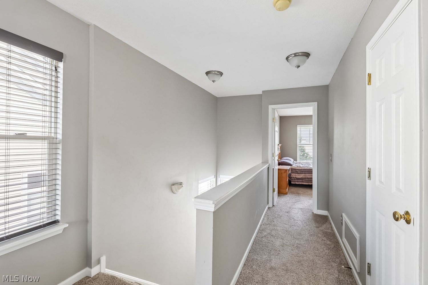 17633 Wildwood Lane Cleveland OH 44119