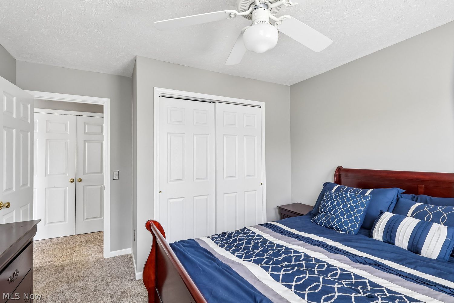 17633 Wildwood Lane Cleveland OH 44119