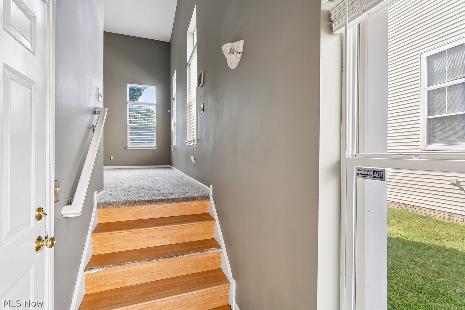 17633 Wildwood Lane Cleveland OH 44119