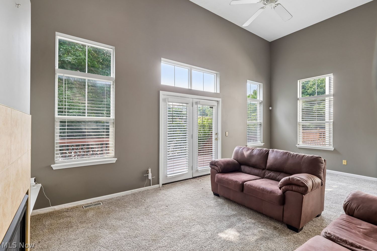17633 Wildwood Lane Cleveland OH 44119