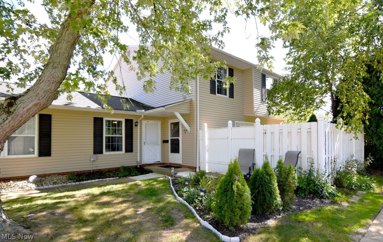 Mentor OH, 8116 Independence Drive, Unit D