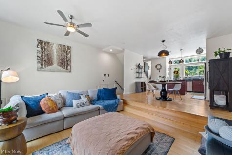 8406 Franklin Boulevard Cleveland OH 44102