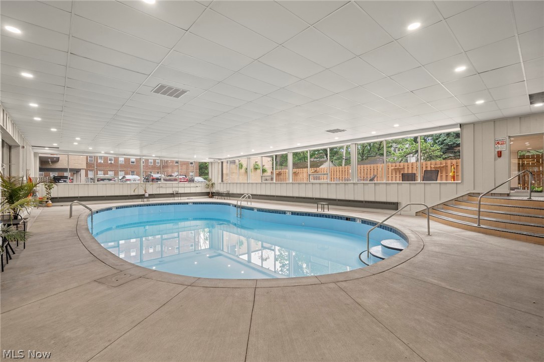 10301 Lake Avenue Cleveland OH 44102