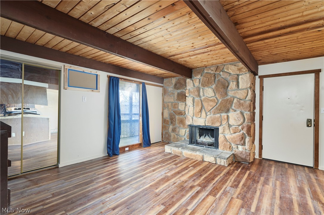 1722 Treetop Trail Akron OH 44313