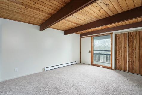1722 Treetop Trail Akron OH 44313