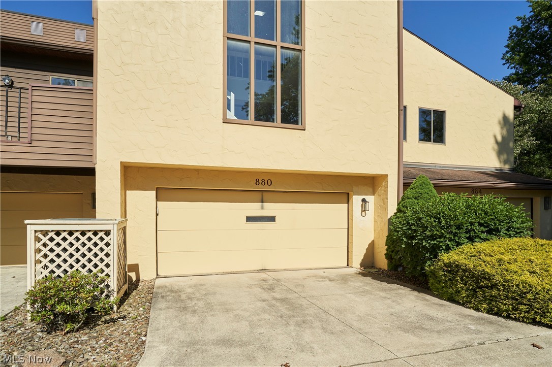 880 Hampton Ridge Drive Akron OH 44313