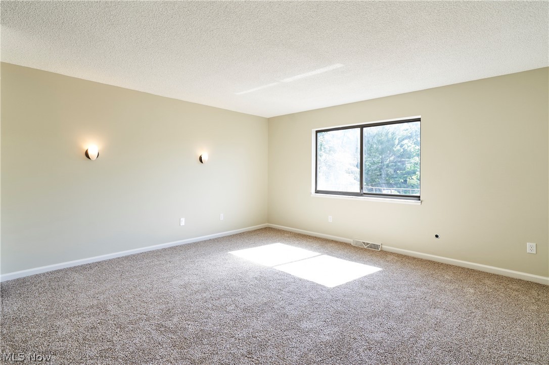 880 Hampton Ridge Drive Akron OH 44313
