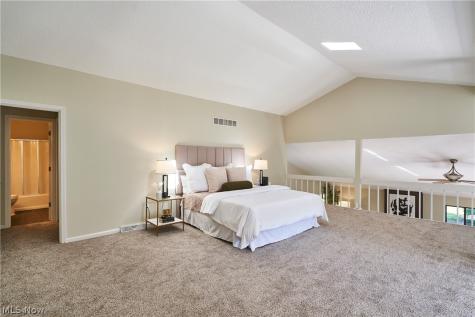 880 Hampton Ridge Drive Akron OH 44313