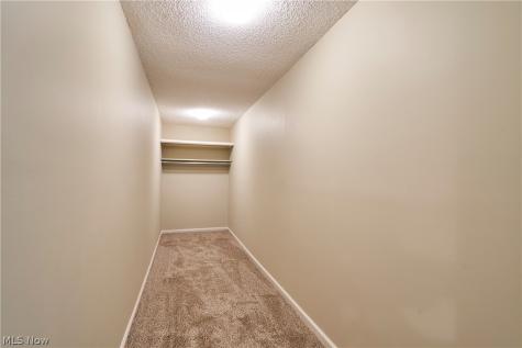 880 Hampton Ridge Drive Akron OH 44313