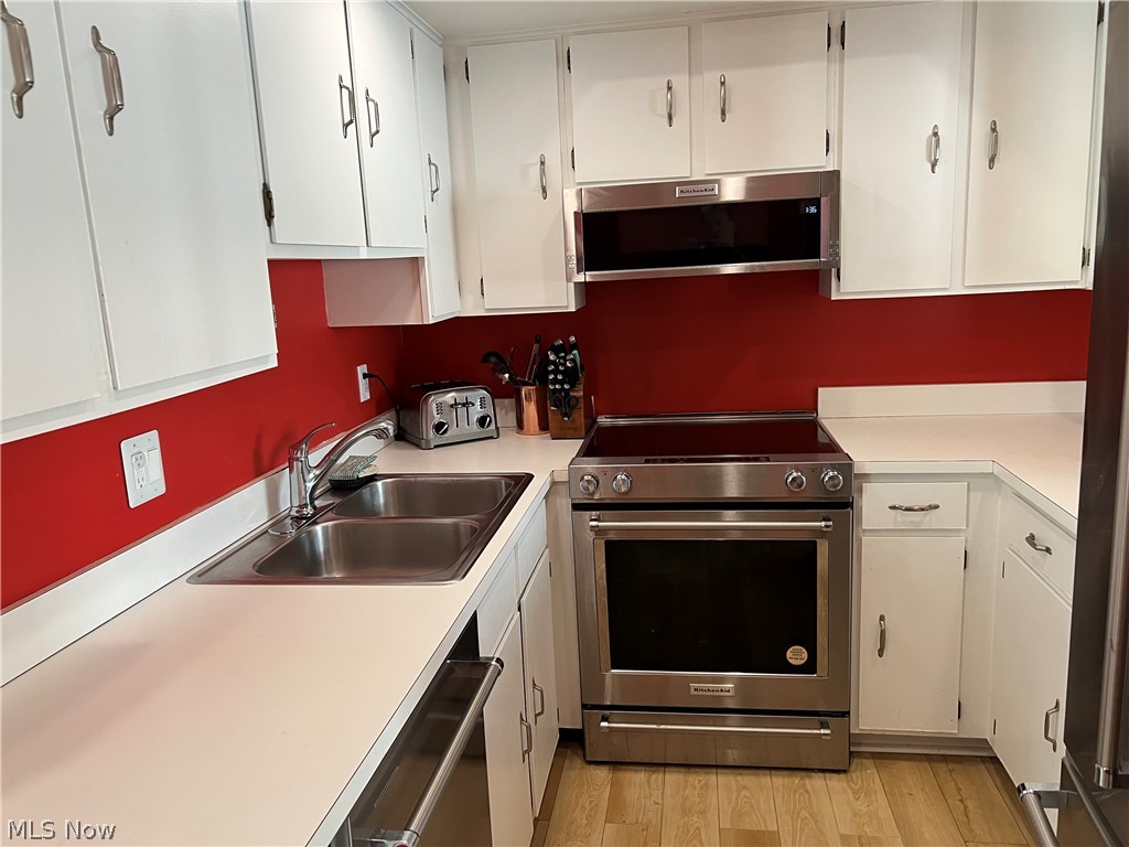 244 Deepwood Drive Wadsworth OH 44281