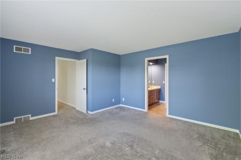 31 Ironwood Drive Westfield Center OH 44251