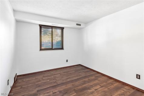 16410 Heather Lane Middleburg Heights OH 44130