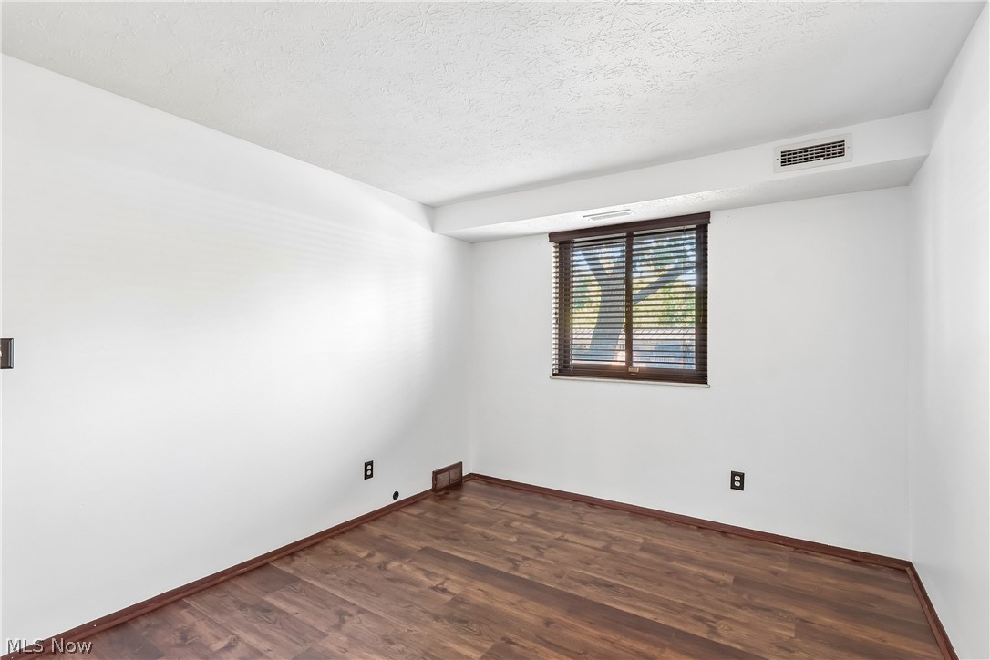 16410 Heather Lane Middleburg Heights OH 44130
