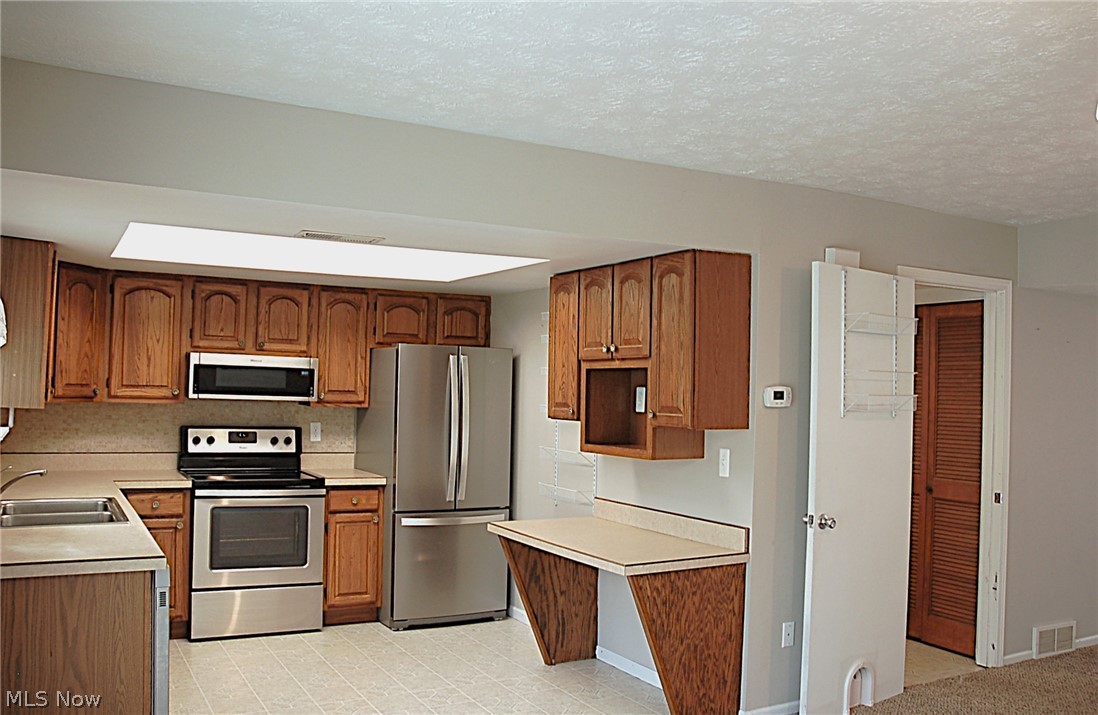 8867 Holly Lane Olmsted Falls OH 44138