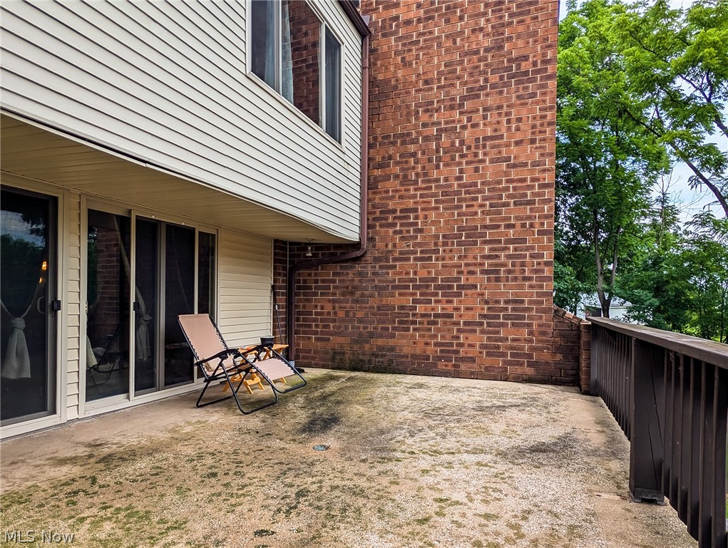 2069 Penguin Avenue Akron OH 44319