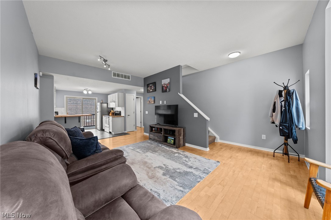2055 E 36th Street Cleveland OH 44115