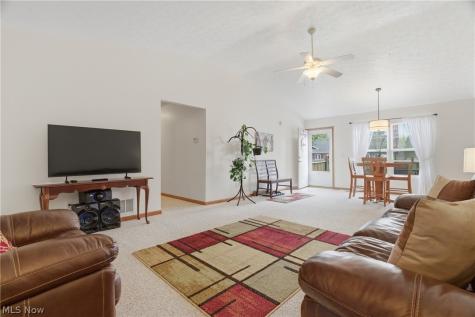 519 Heather Woods Drive Elyria OH 44035
