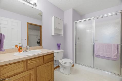 519 Heather Woods Drive Elyria OH 44035