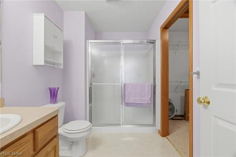 519 Heather Woods Drive Elyria OH 44035