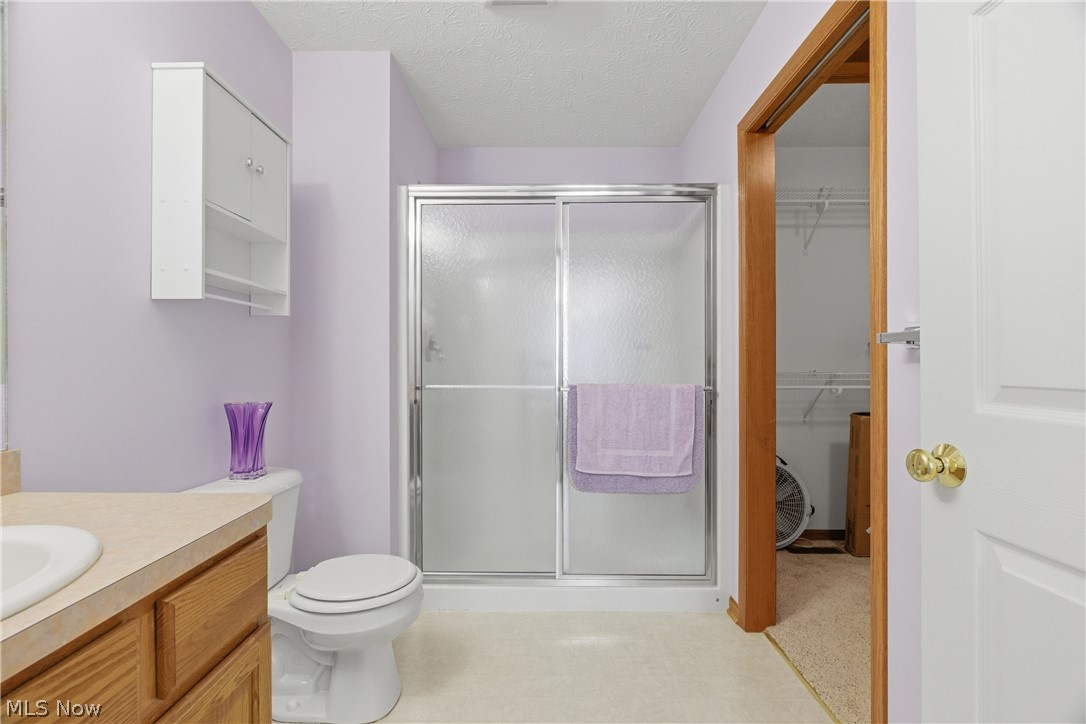 519 Heather Woods Drive Elyria OH 44035