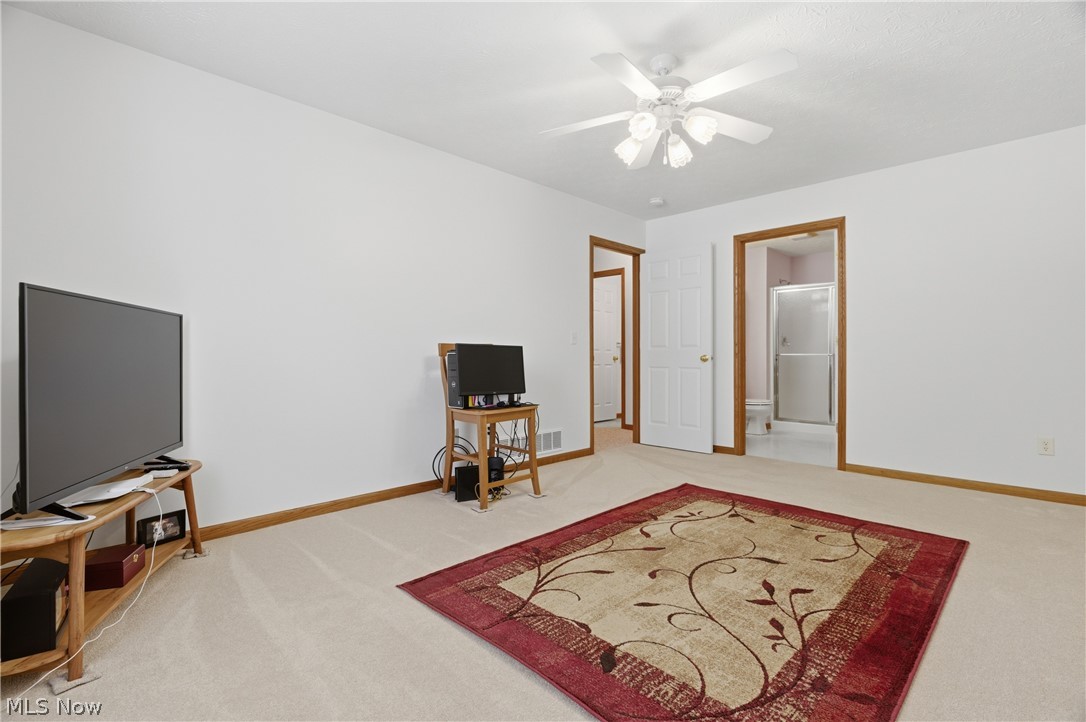 519 Heather Woods Drive Elyria OH 44035