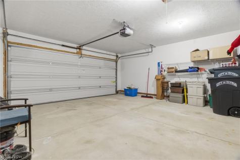 519 Heather Woods Drive Elyria OH 44035