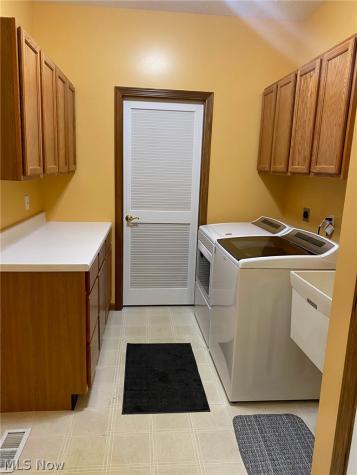 2231 Langford Lane Avon OH 44011